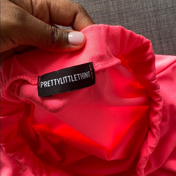 Two piece neon pink set - Picture 5 of 6